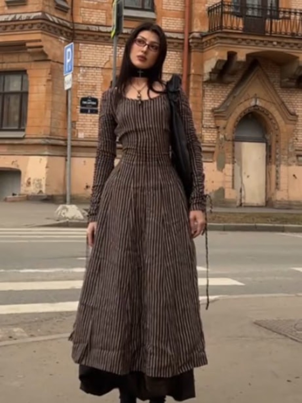 Linennaive Crystal 17 Victorian Linen Dress
